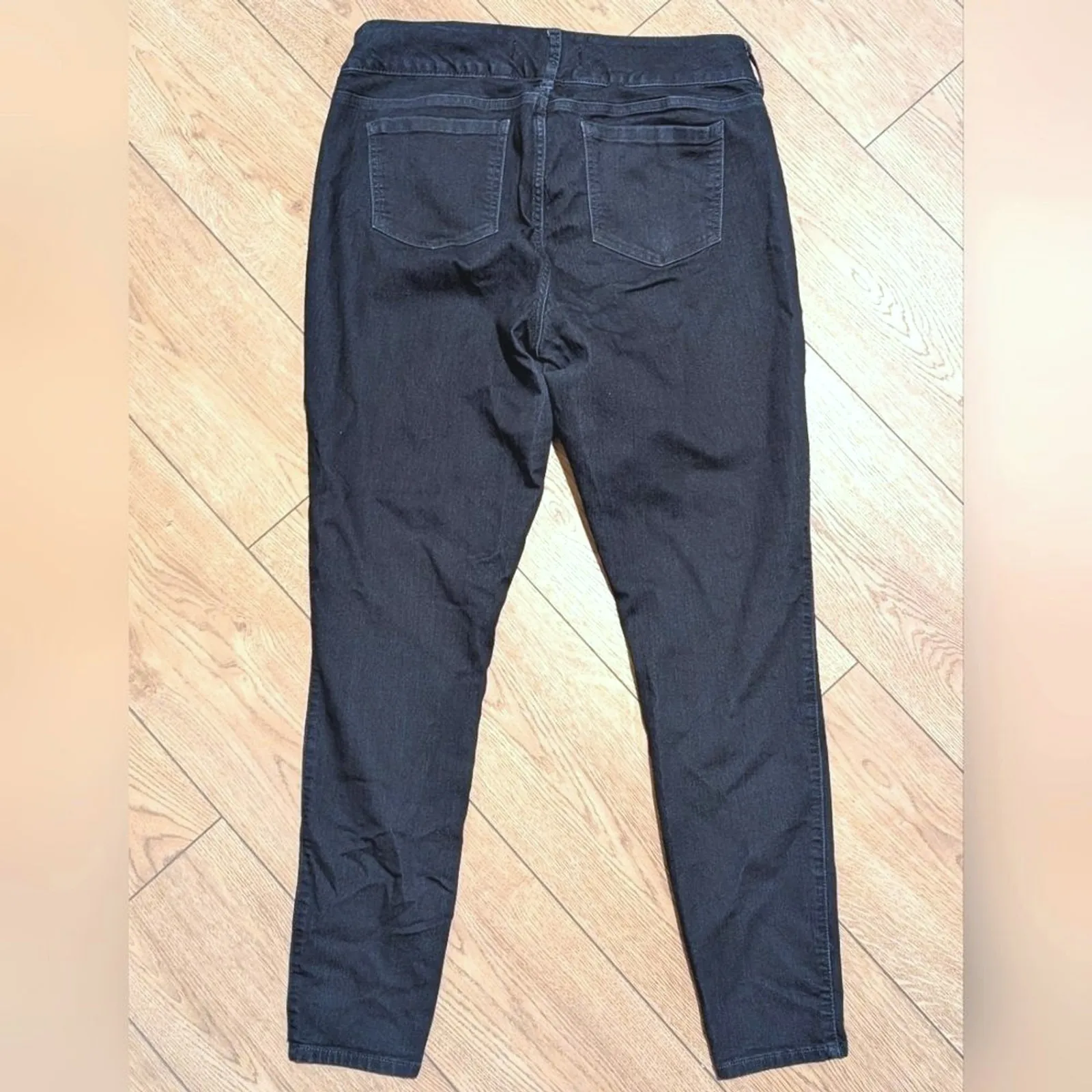 Torrid Jeans Plus 16‎ T Tall Long Jegging Skinny Leg Denim Pants Dark Blue Wash - Image 4