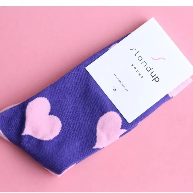 STAND UP SOCKS Purple with Pink Hearts - Image 2