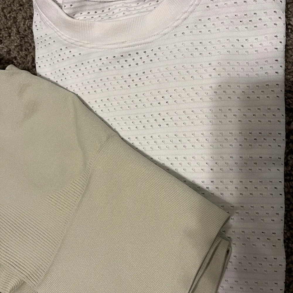 Set Active X Revolve Leggings NWOT - Image 8