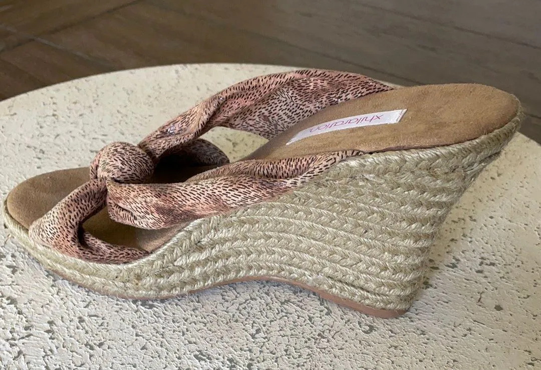 Xhiliration Animal Print Wedge Sandals Tan Cream Size 8.5 - Image 6