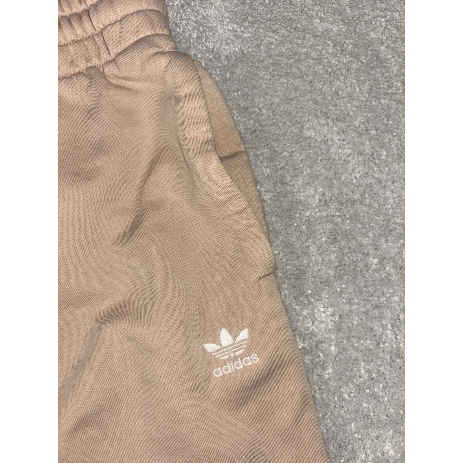 adidas Adicolor Essentials Women's Fleece Joggers Sweatpants Beige, XS - Image 3