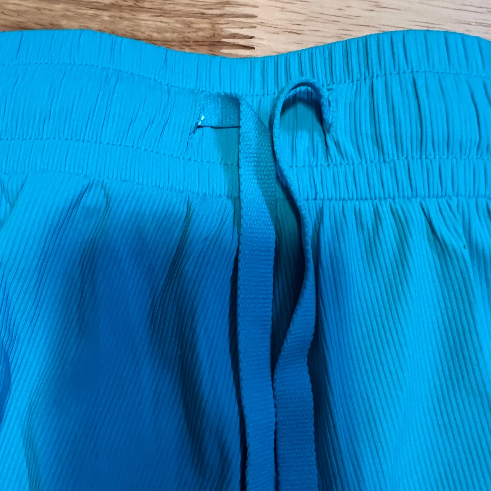 JoyLab Women's Blue Double Layer Mid-Rise Run Shorts - Size XL - NWT - Image 3