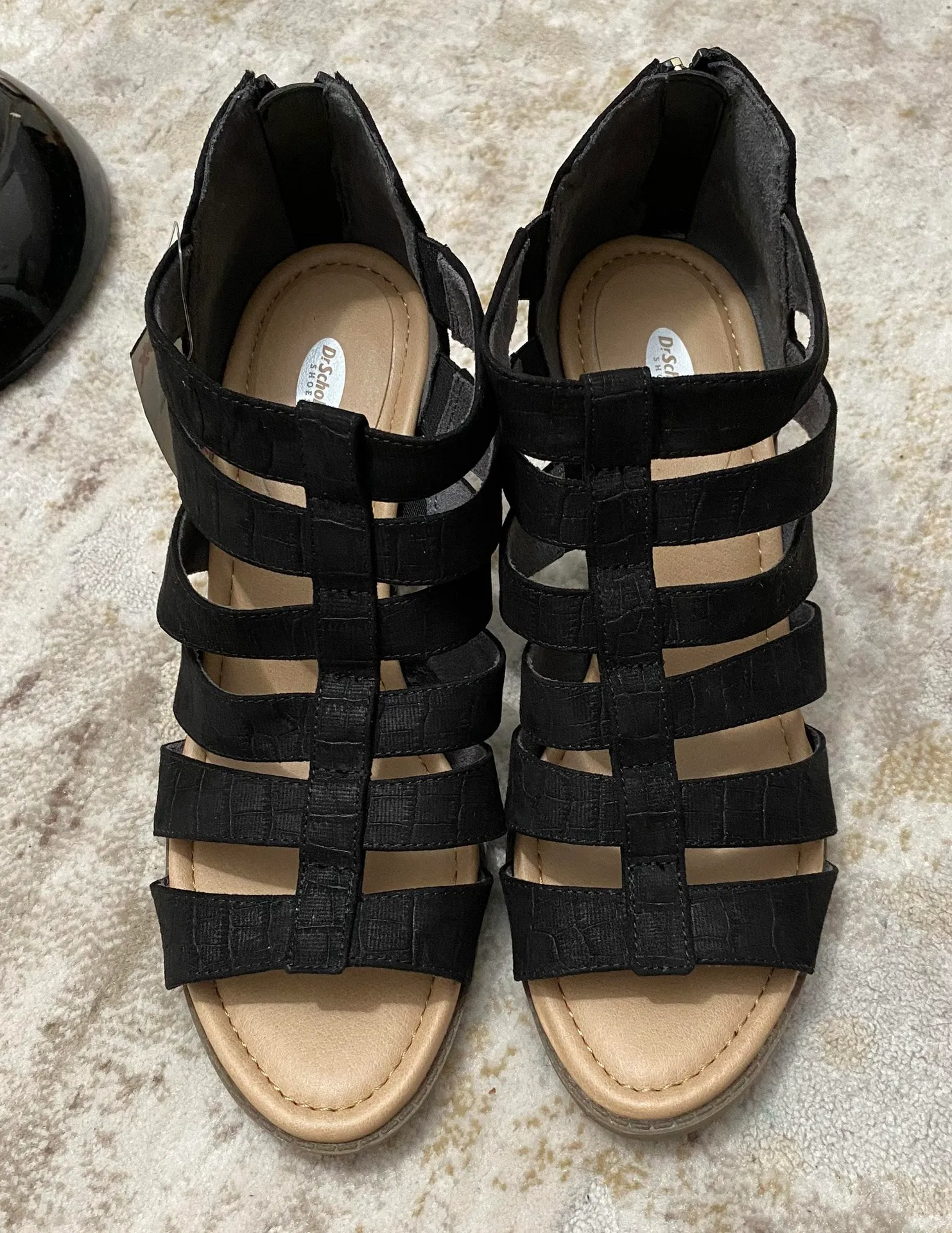 Dr. Scholls Chaser Black Sandals  NWOB - Image 3