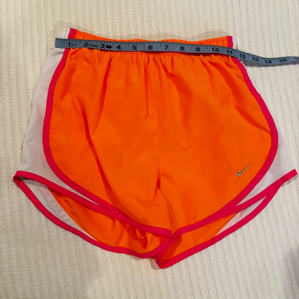 Nike Dri-Fit Women's Running Shorts Neon Orange Pink Lined Size XS 3" inseam - Image 8