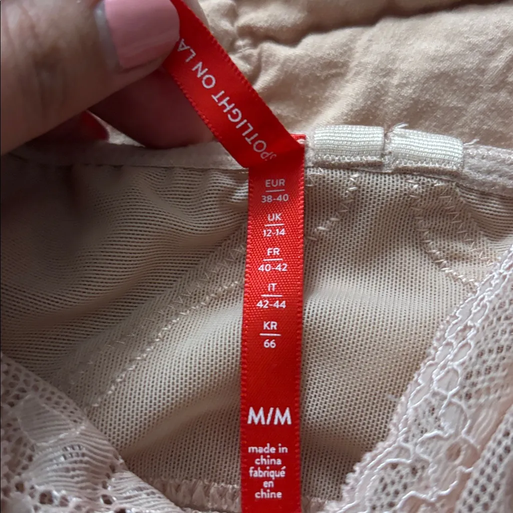 Spanx Spotlight on Lace Pink Nude Mesh Bralette - Image 4