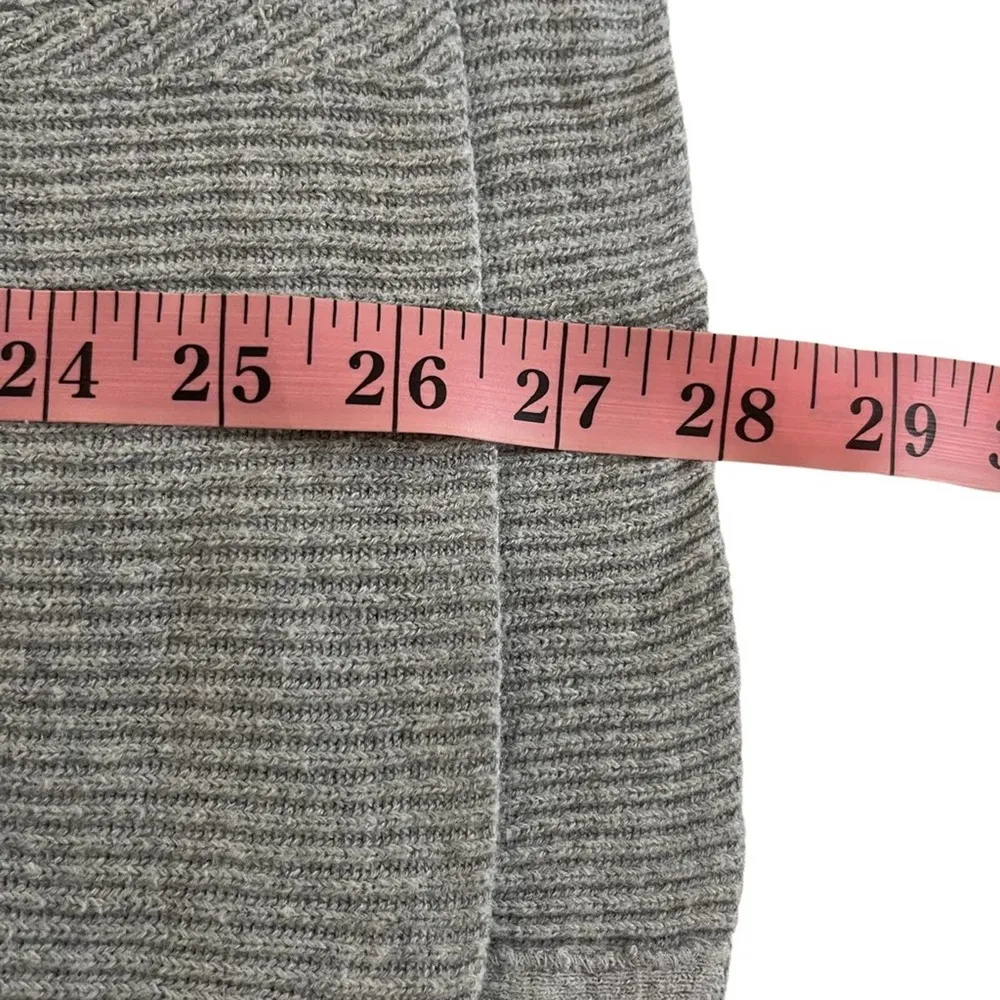 Athleta Gray Linen Blend Ribbed Tank Top - Image 10