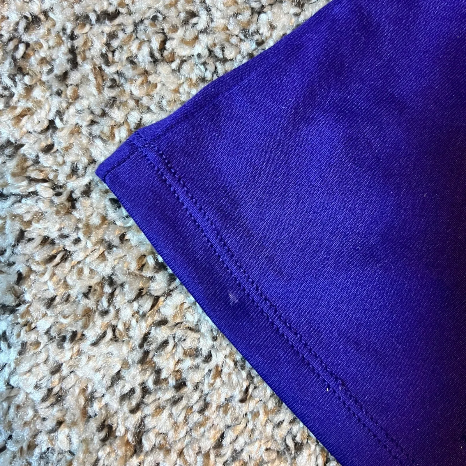 Under Armour HeatGear Purple Long Sleeve Athletic Shirt Women's Medium Loose Fit - Image 3