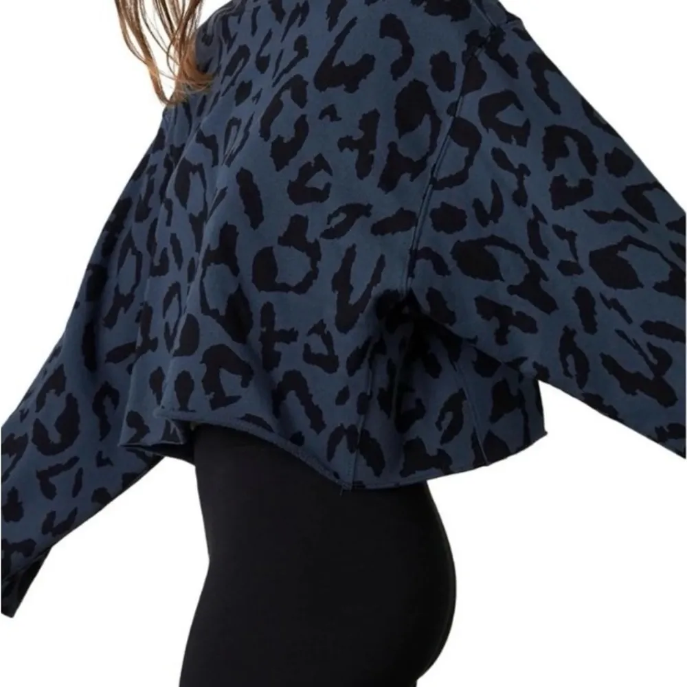 Velvet By Graham & Spencer Bengal Fleece Cropped Sweatshirt In Shadow Size XS - Image 2