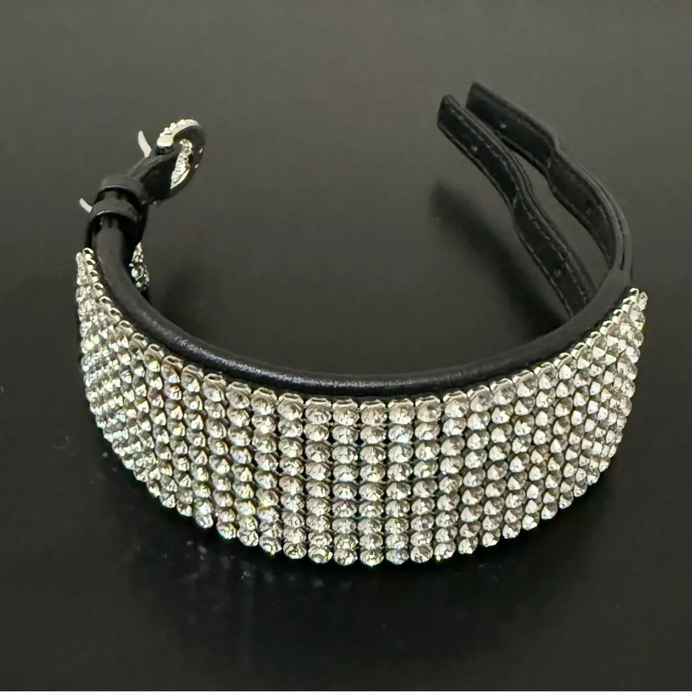 SWAROVSKI Swan Signed Crystal Rhinestones Leather Buckle Wide Cuff Bracelet 24g. - Image 8