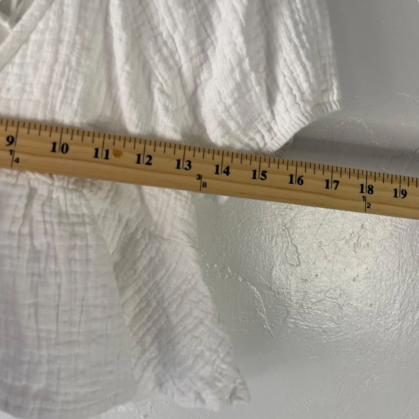 Miami Women's Size Medium White Gauze Cottage‎ Beach Cropped Babydoll Top - Image 7