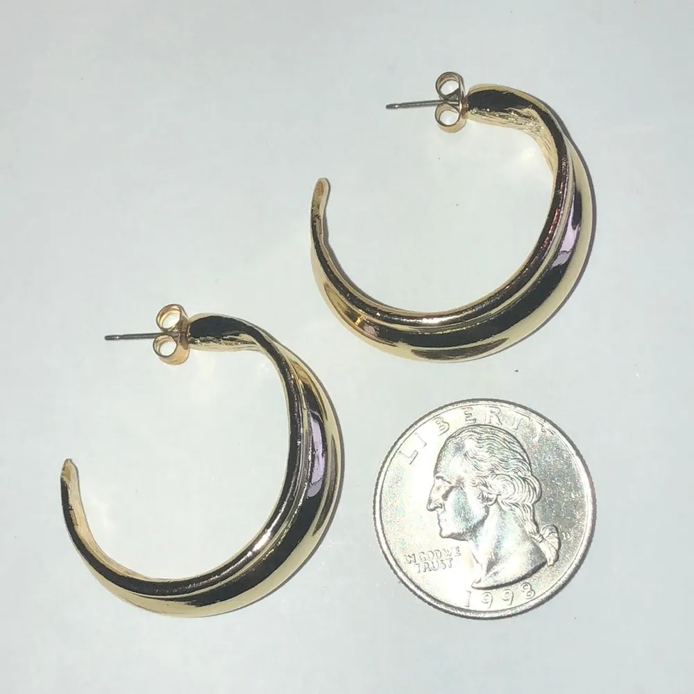 Gold Tone Chunky Retro Boho Hoop Earrings - Image 2
