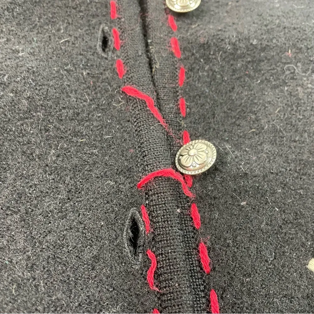 100% Wool Embroidered Waistcoat - Image 3