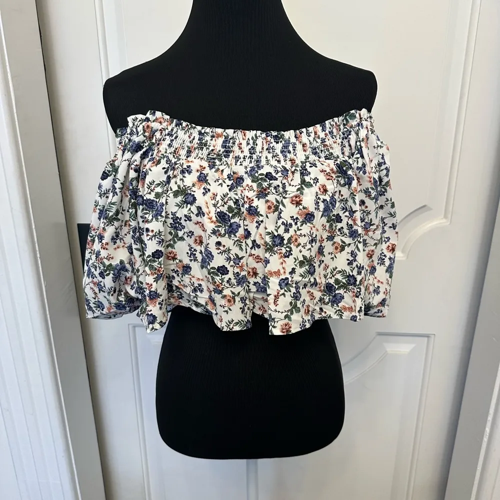 Altar’d State Floral Off-Shoulder Top Crop Ruffle Shirt NWOT - Image 3