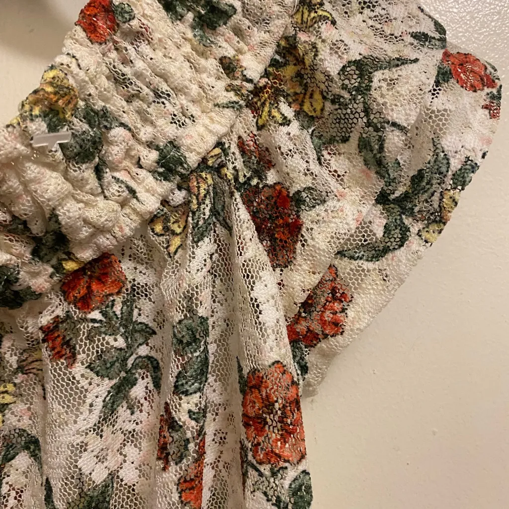 Forever 21 Womens Off The Shoulder Top M 36” Sheer Ivory Lace Floral Print Fall - Image 2