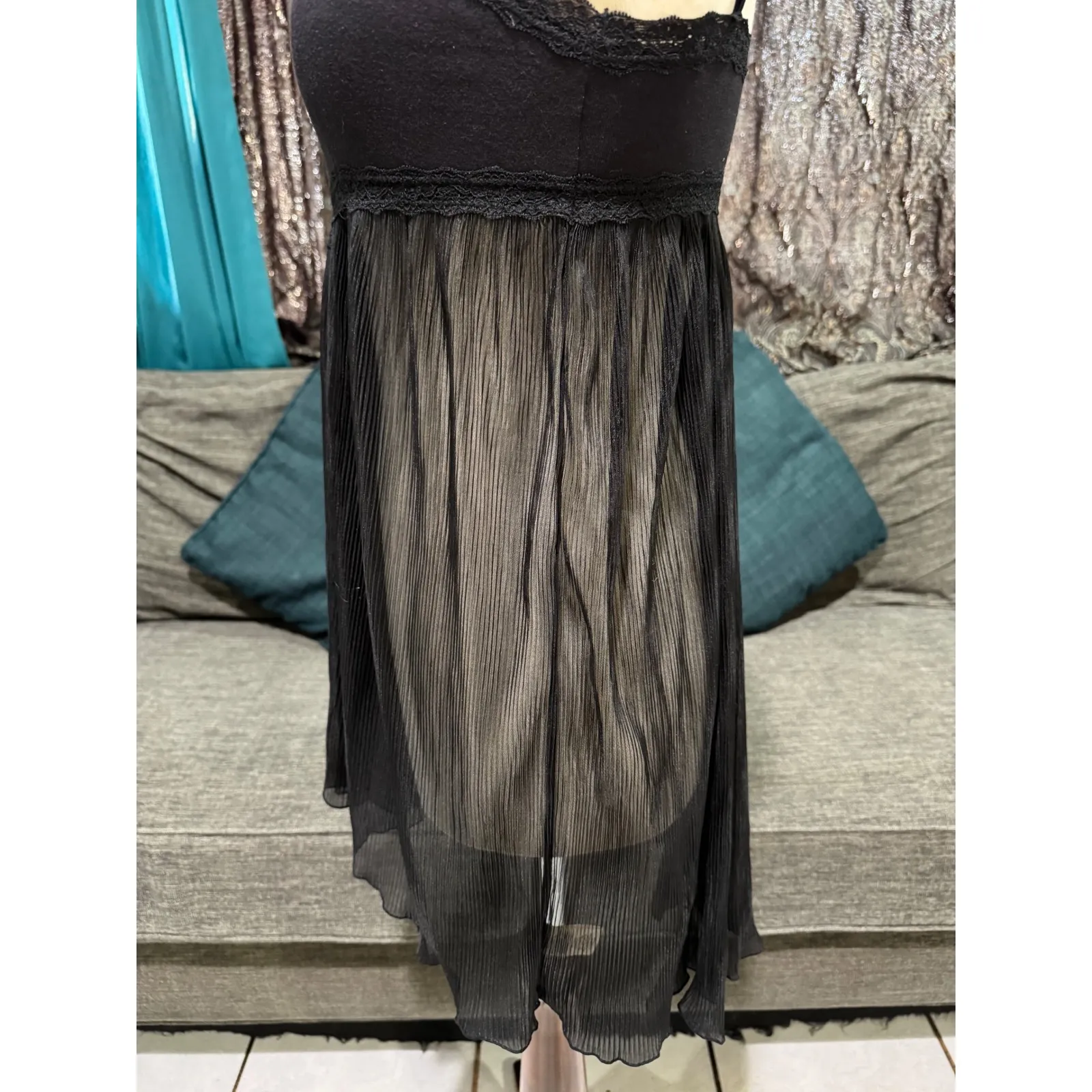 Free People Intimately Black Boho Lace Trim Pleated Babydoll Slip Dress Top Sz S - Image 4