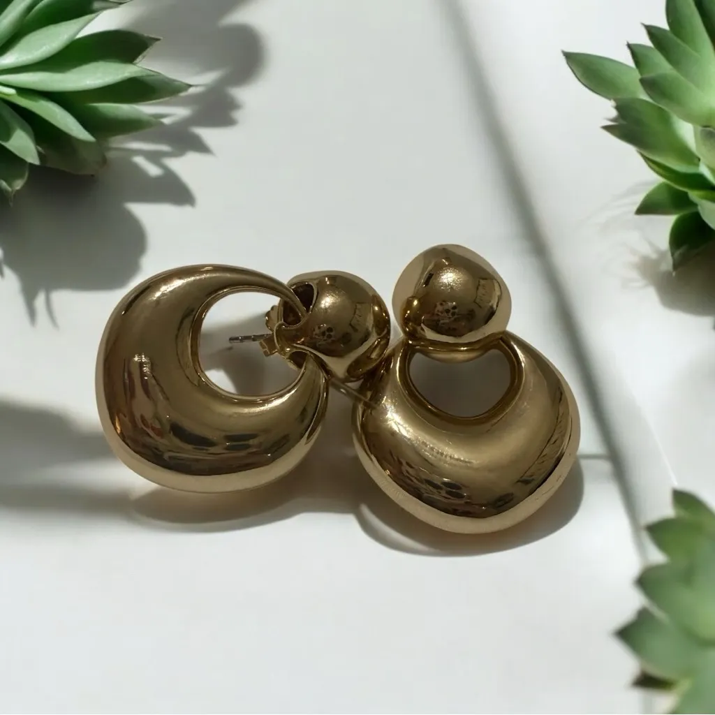 Nordstrom Open Edit Gold Hoop Earrings - Image 3