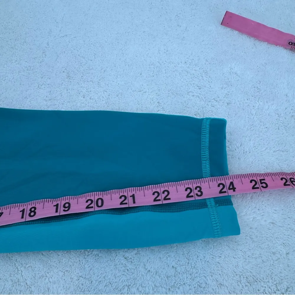 Lululemon Train Times 7/8 Pant *Blocked 25"Spirit Green / Eucalyptus size 4 - Image 11