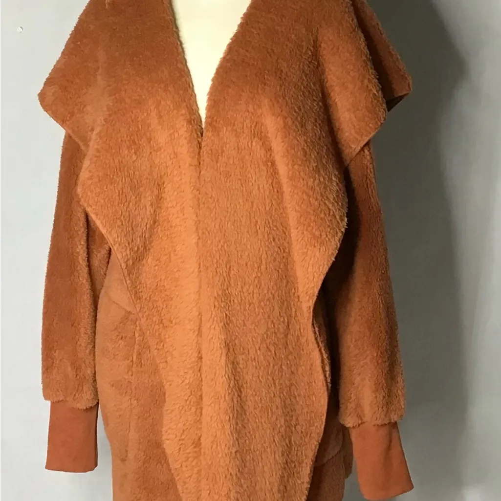 Coco + Carmen Women’s XXL Open Front Teddy Coat Jacket Hooded Fleece Sherpa NWT - Image 2