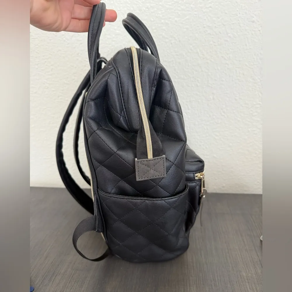 Anello Quilted Leather Backpack Black - Image 5