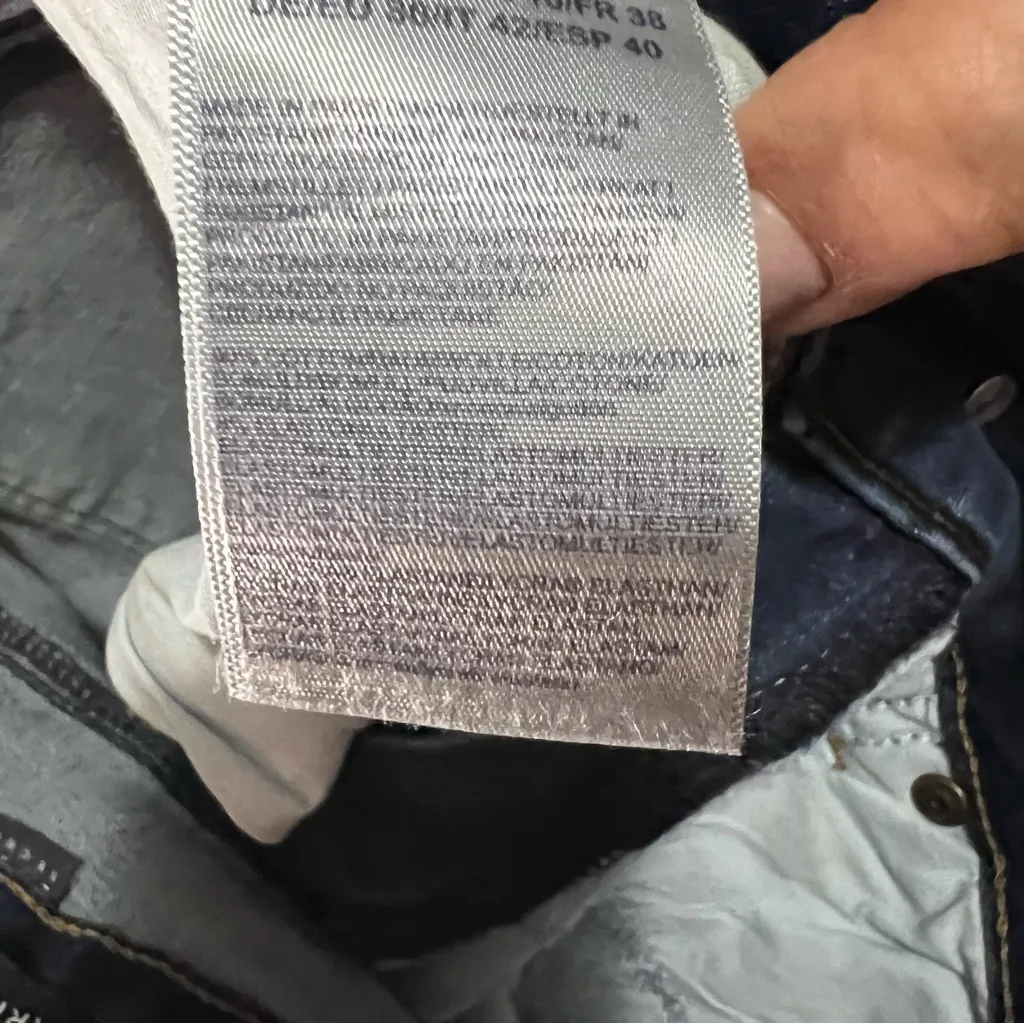 Marilyn Straight Quinn Lift Tuck Technology Denim Jeans - Image 13