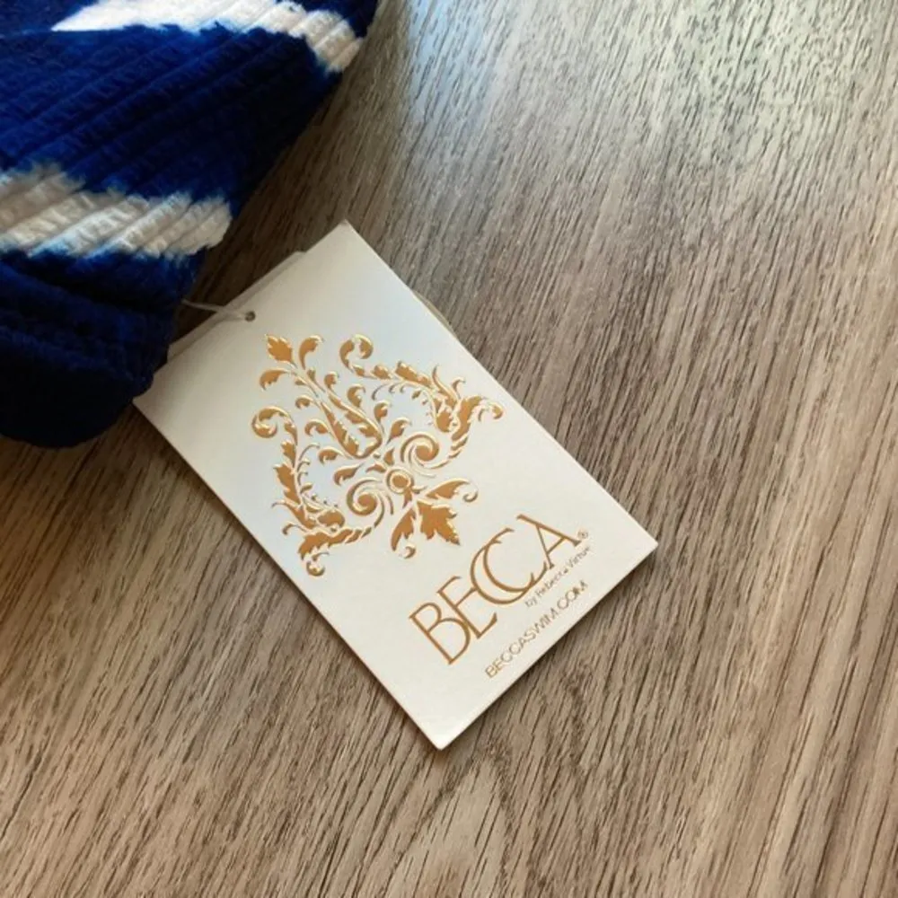 Becca Iconic Swim Halter Tie Dye Bikini Top Size D NWT - Image 3