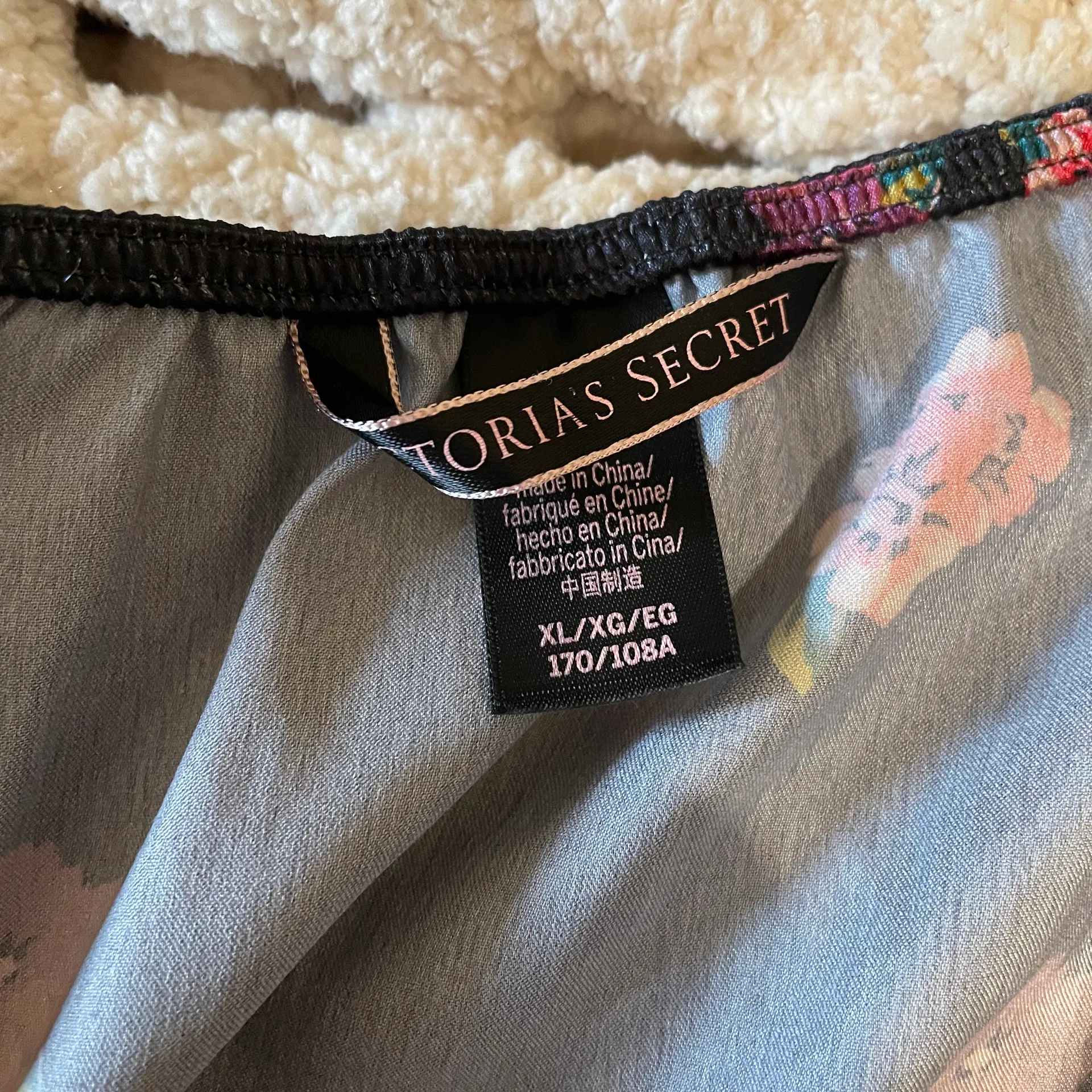 Victoria’s Secret XL Satin Cami Set In Black Autumn Floral - Image 9