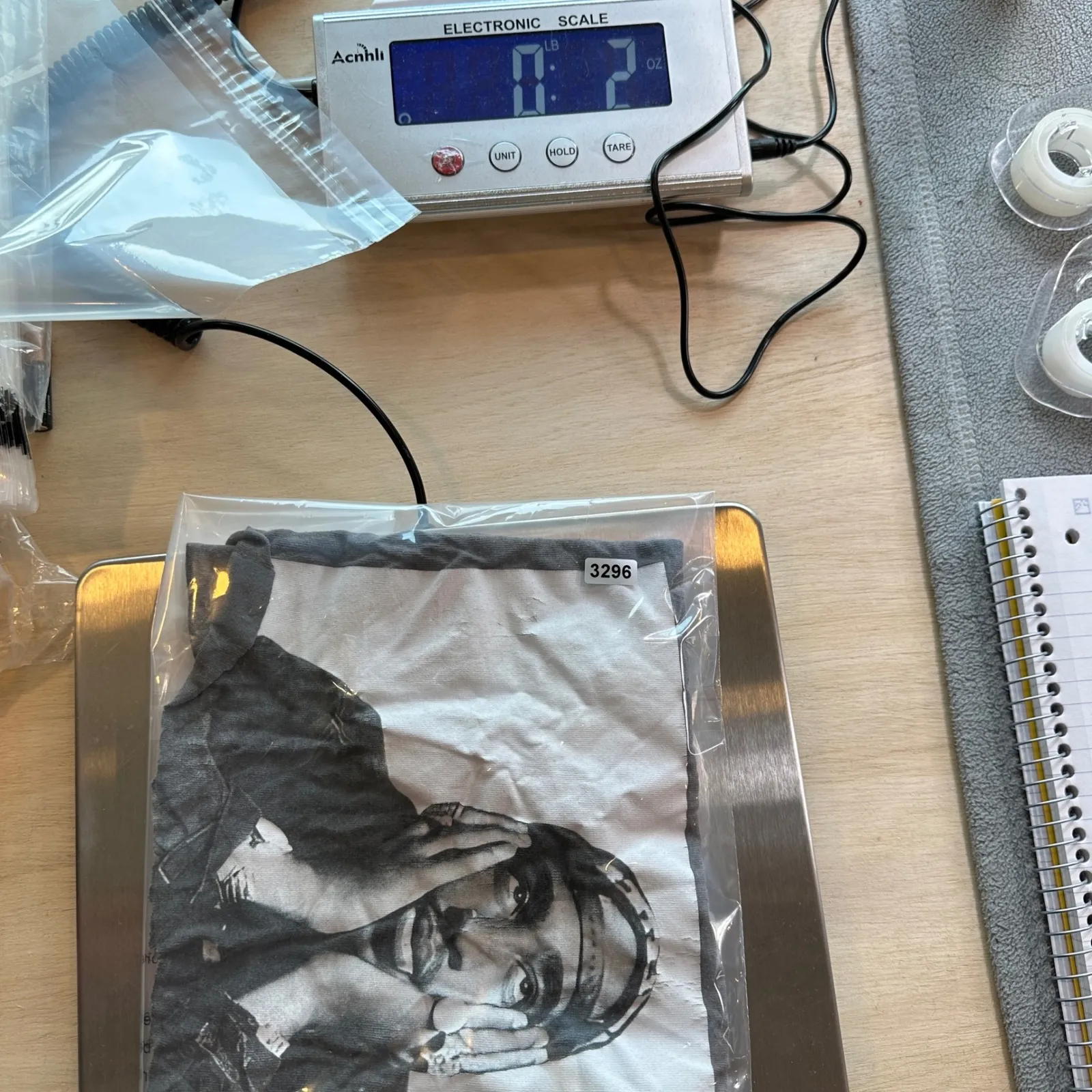 2PAC Crop Top T Shirt Women's S Grey Short Sleeve Raw Hem Rap R&B Music Y2K Gray - Image 6