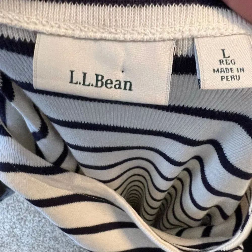 LL‎ Bean Shirt - Image 5