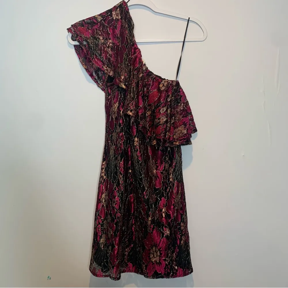 WAYF Purple Metallic One Shoulder Mini Dress Floral Ruffle Off the Shoulder - Image 2