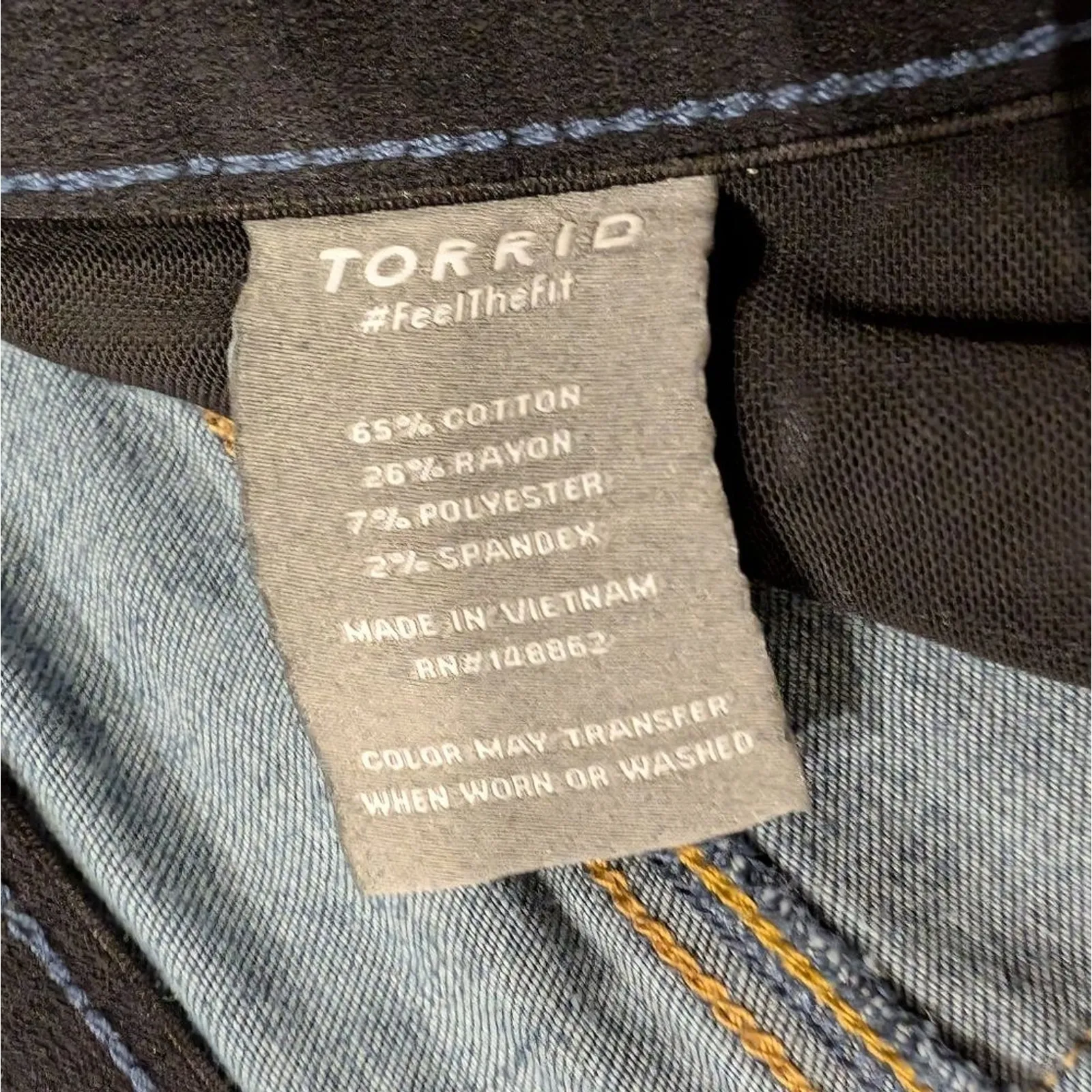 Torrid Premium Plus size 22 R 3X Bombshell Skinny Jegging Denim Jeans Dark Faded - Image 4