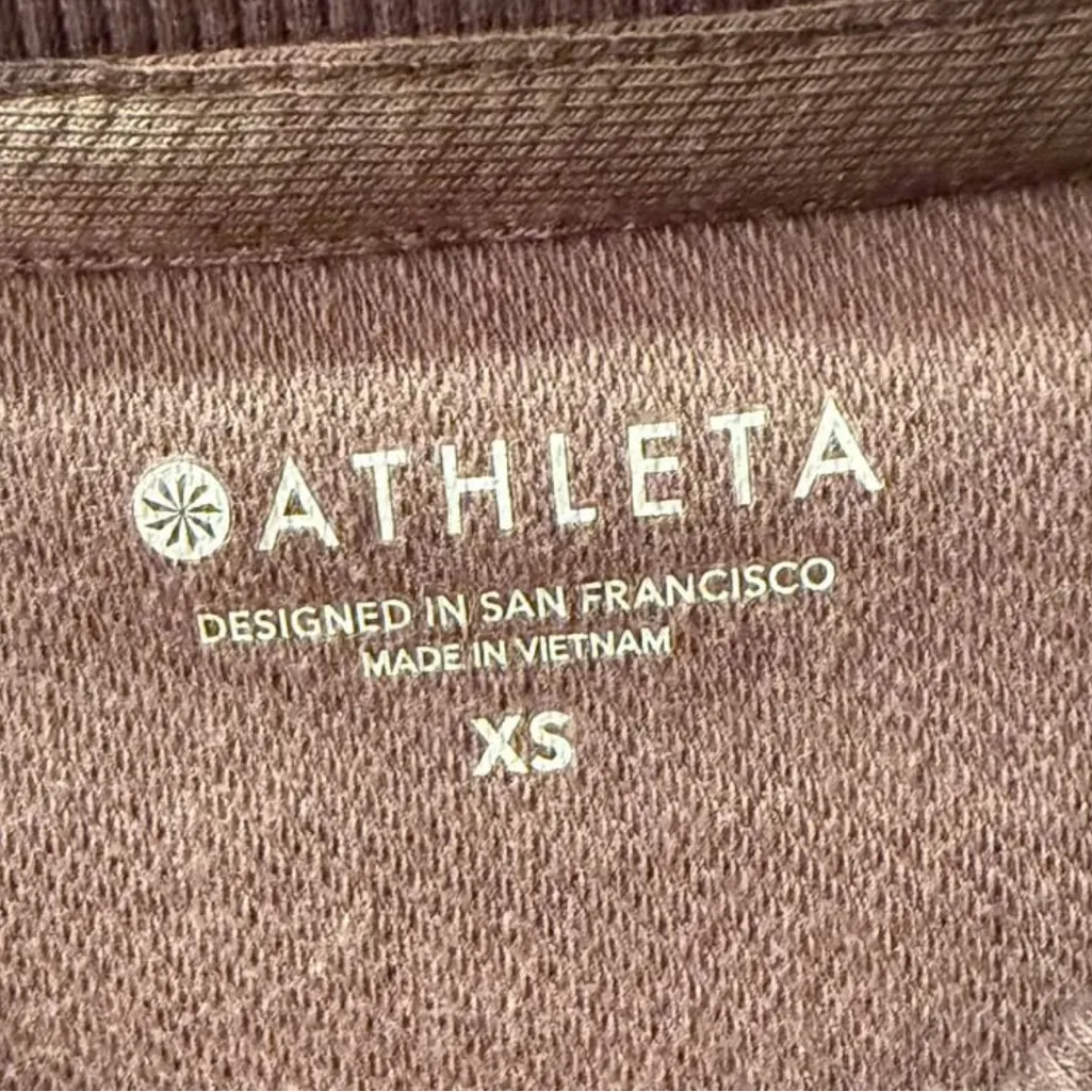 ATHLETA Farallon Cropped Camo Printed Crewneck Sweatshirt Size XS - Image 3