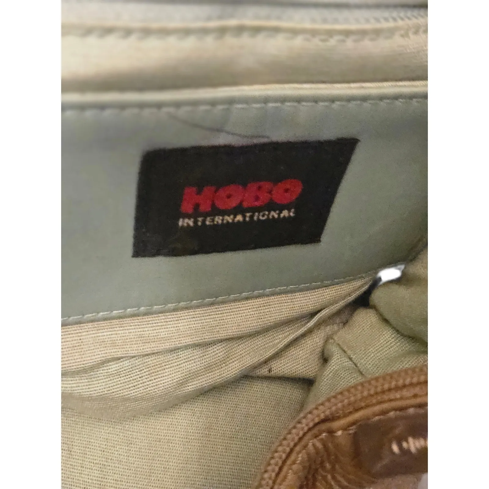 HOBO International Leather Hobo Bag Tan Brown Shoulder Bag Wristlet Pouch - Image 7