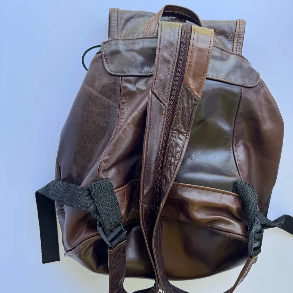 Vintage 90’s Genuine Leather Drawstring Backpack Brown - Image 3