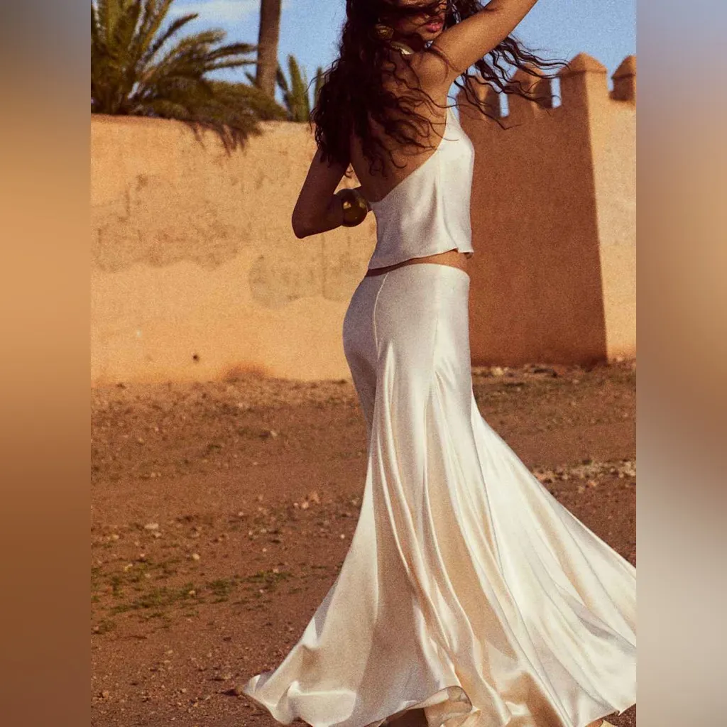 Reformation Sera Silk Two Piece - Image 4