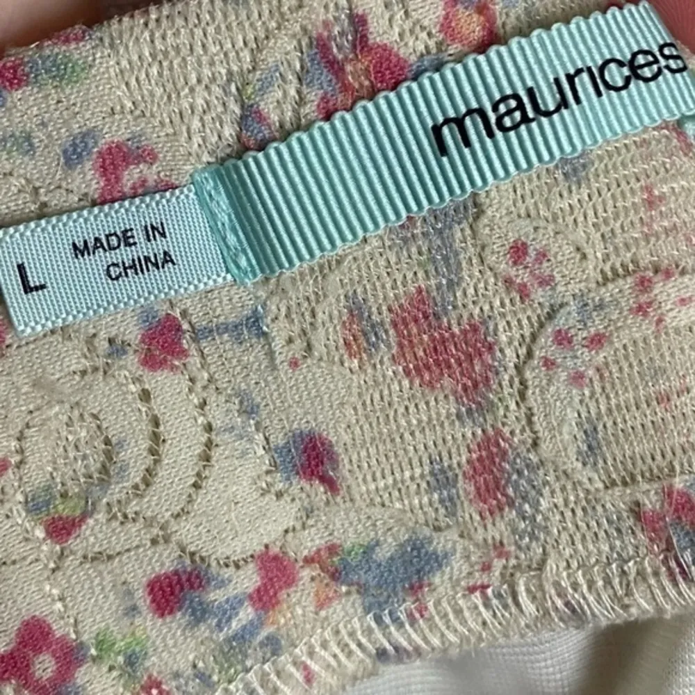 Maurices • Cream Pink Floral Lace Mini Skirt - Image 41