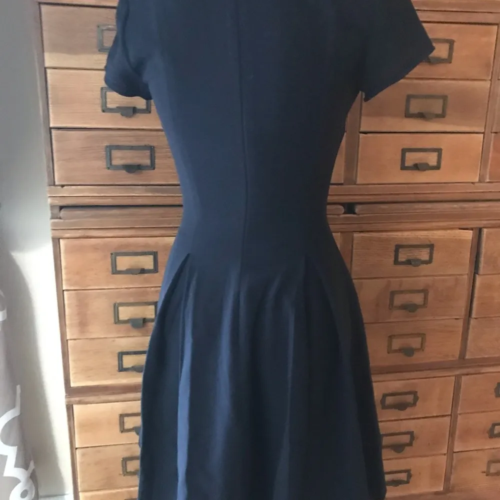 Emporio Armani Emma Seamed V-Neck Navy Blue Minidress size 36 - Image 9