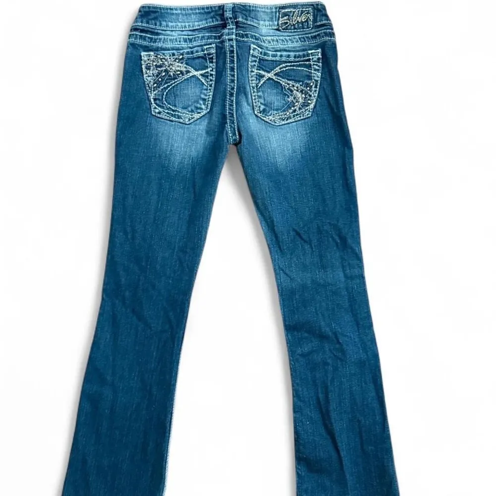 Silver Jeans Tuesday Bootcut Women's Jeans W28L31 MidRise Distressed Embellished - Image 2