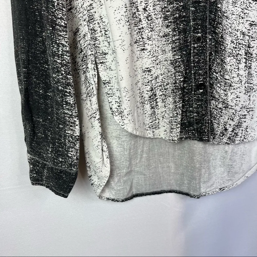 Bella Dahl Black & White Printed Relaxed Fit Button Down Long Sleeve XS - Image 3