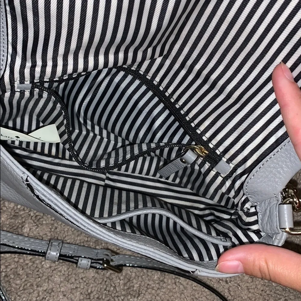 Kate Spade ♠️ crossbody purse - Image 4