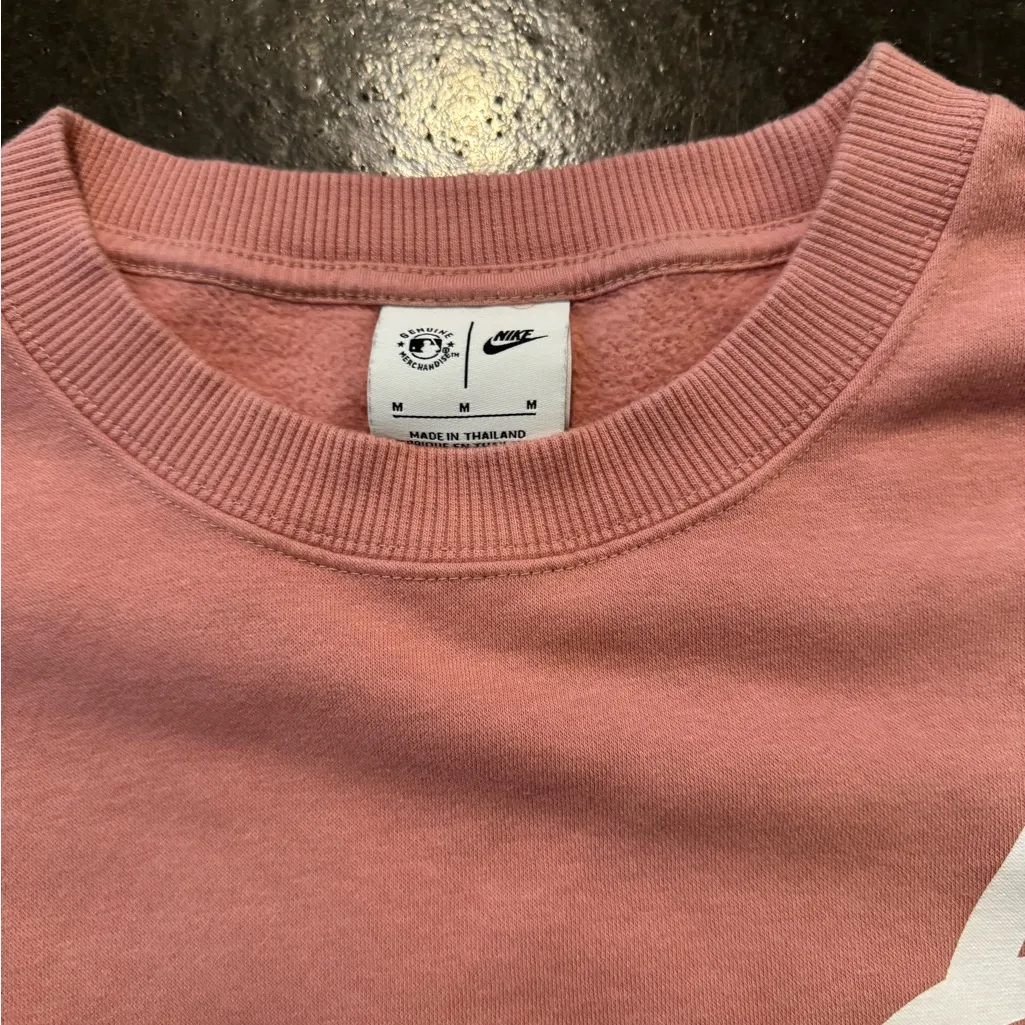 Women's Atlanta Braves Nike Pink Oversized Cropped Pullover Sweatshirt - Image 7