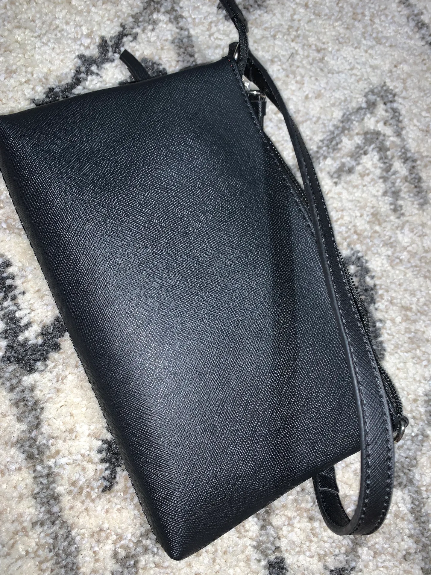 Dana Buchman Cute leather  bag - Image 3