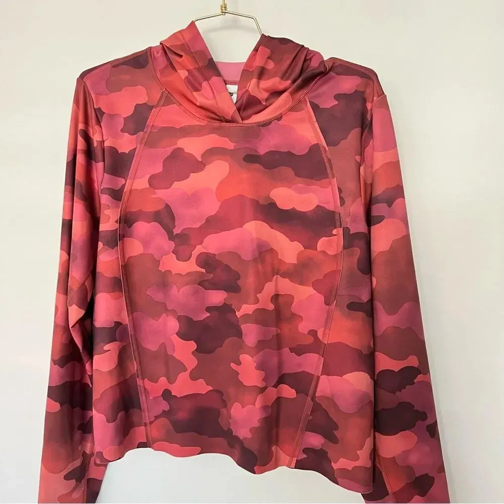 Athleta Red Camo Pinnacle Hoodie Cropped Size XLarge Soft - Image 4