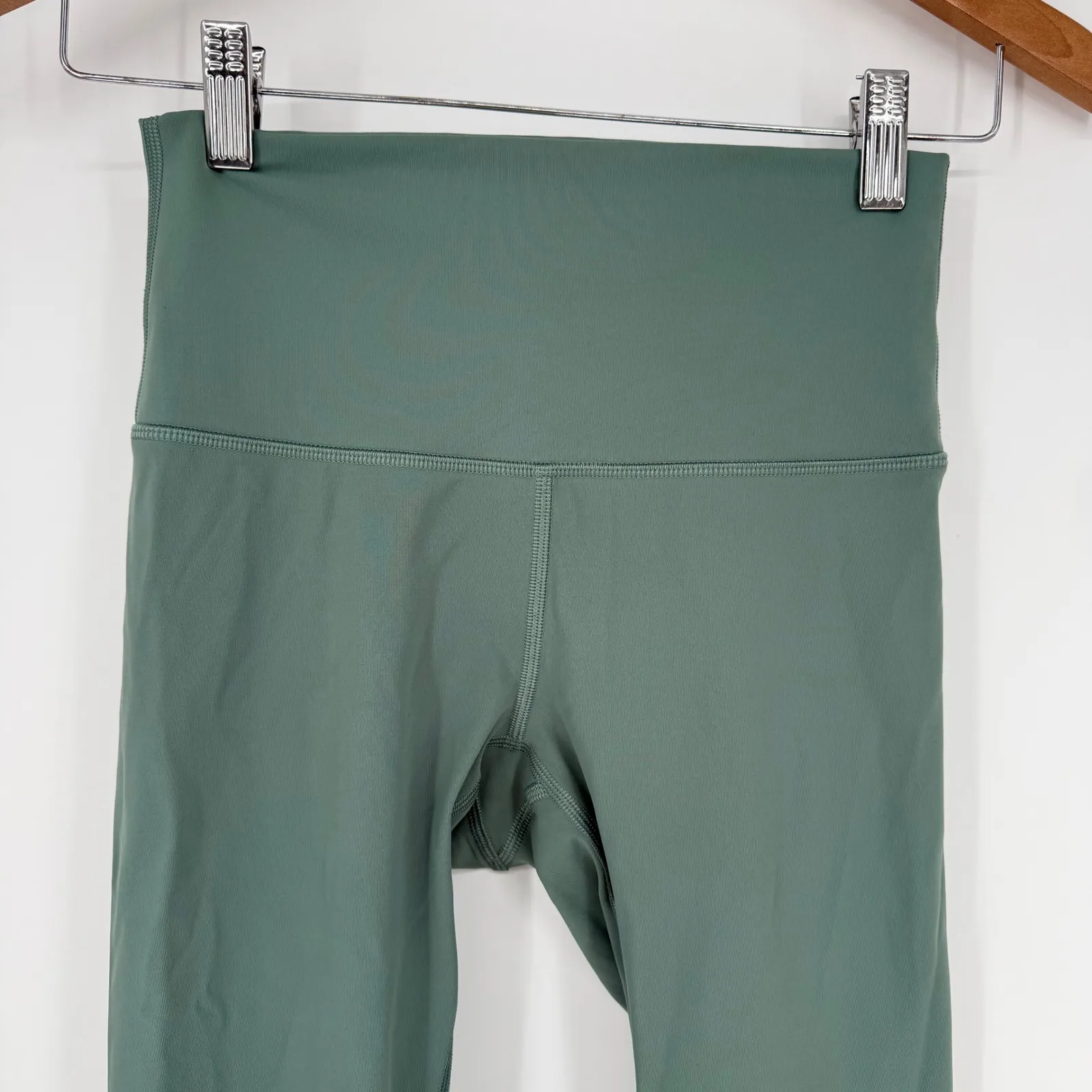 Lululemon Align High Rise Crop Leggings Green Size 4 - Image 3