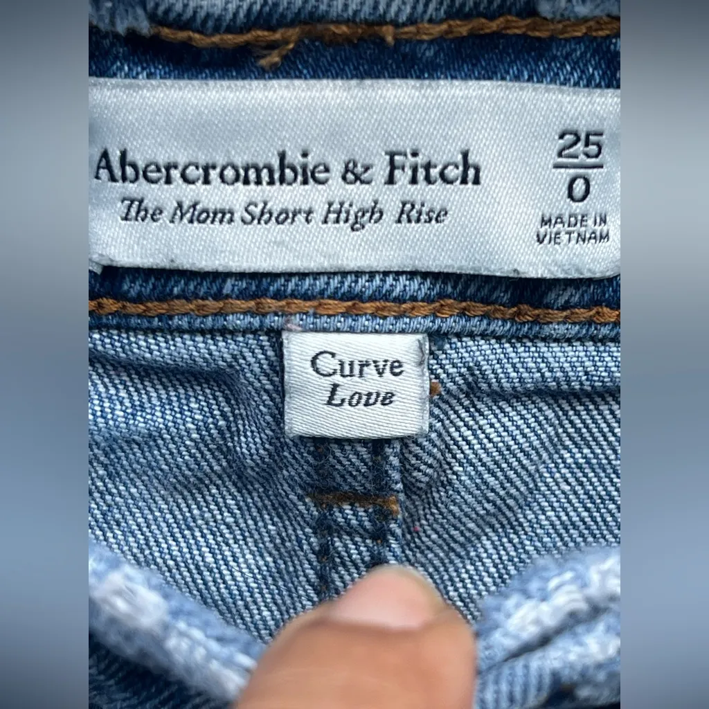 Abercrombie & Fitch The MOM SHORT High Rise Curve Love - Image 6