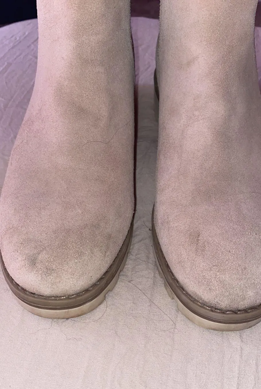 Crown Vintage Beige Boots - Image 4