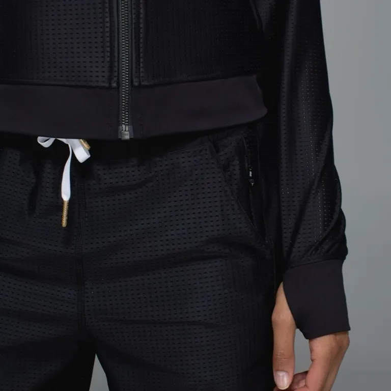 Lululemon Sweaty Or Not Jacket Black Size 6 Rare 2015 Mesh Lightweight Jacket - Image 9