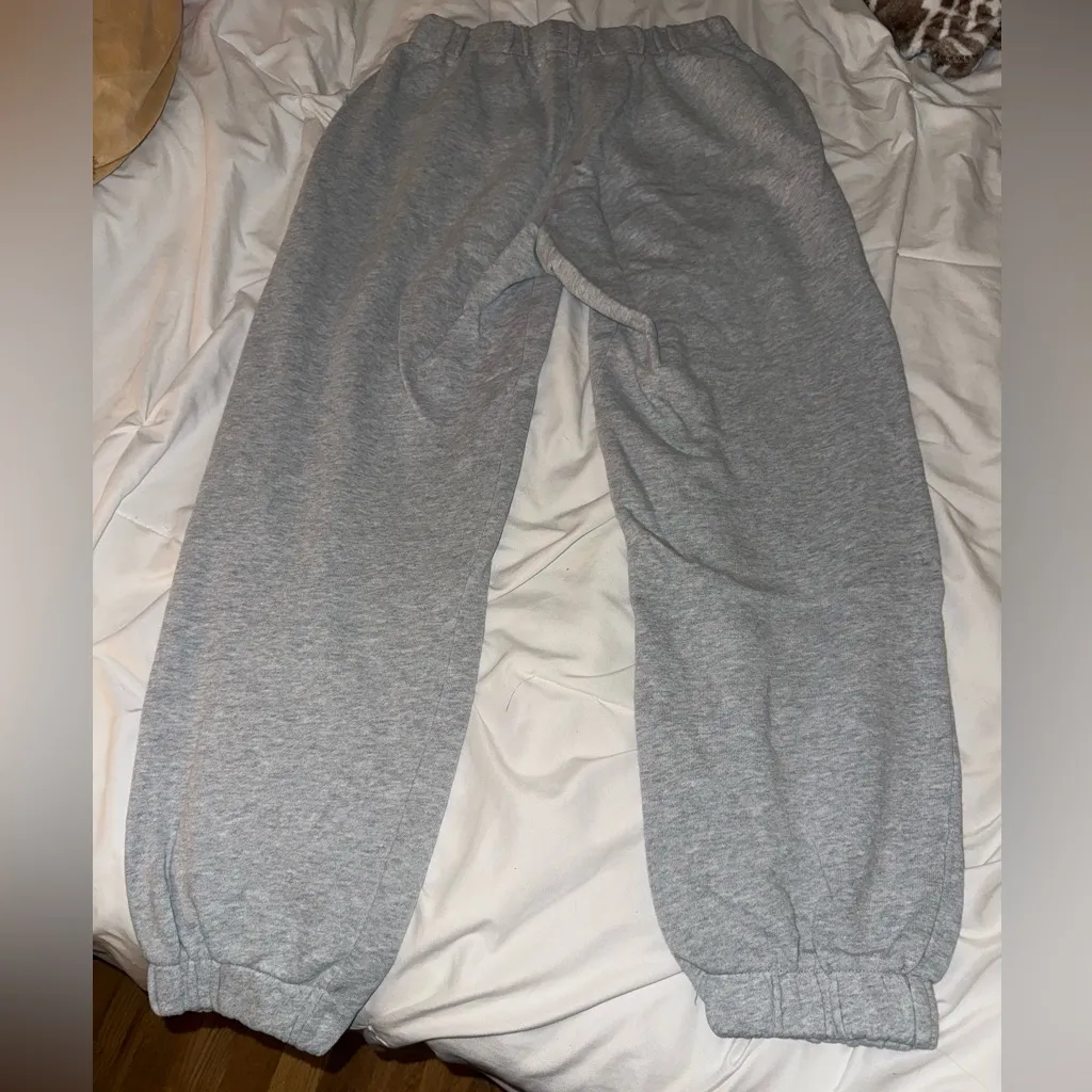 Grey Brandy Melville sweatpants - Image 3