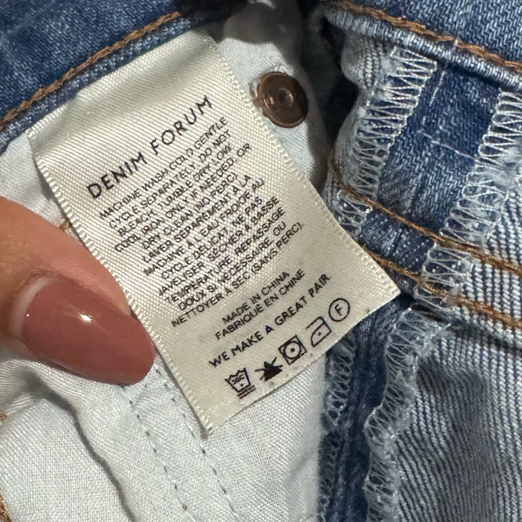 Aritzia Denim Forum The Arlo High Rise Straight size 23 - Image 5