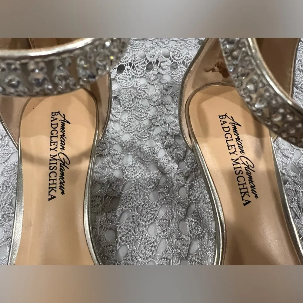 Badgley Mischka Jeweled Sandals Women’s Gold Size 7.5 Strappy Wedge Heel - Image 7