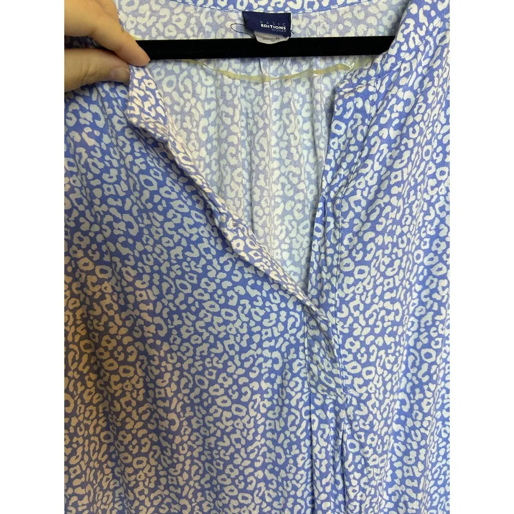 Basic Editions Women Blouse Size 3X Light Blue Animal Print - Image 4